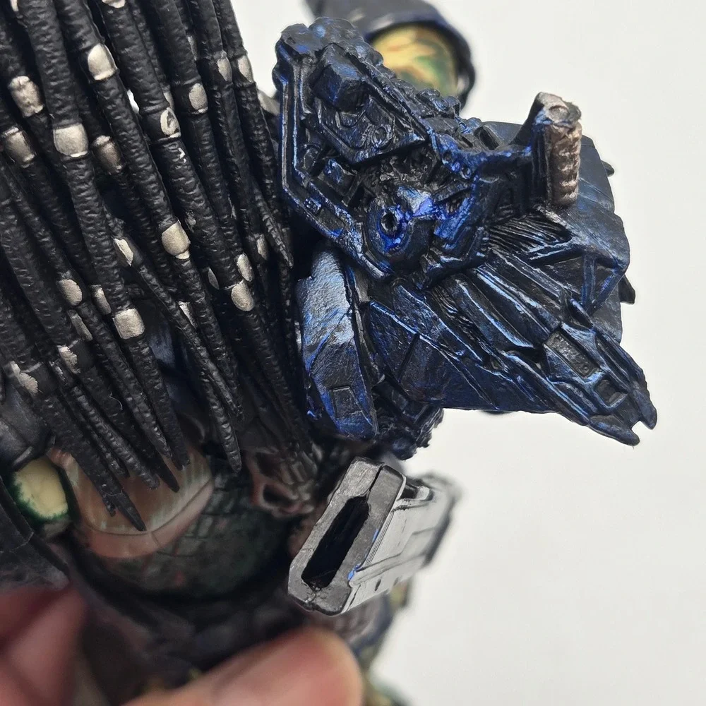 NECA Fugitive Predator Action Figure 8